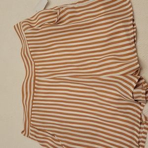 NWT Charlotte Russe women's shorts size L